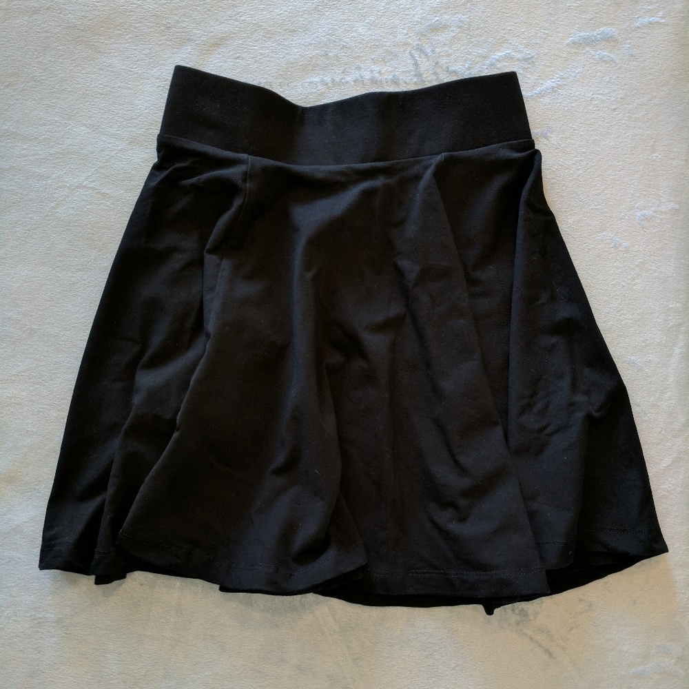 H&M Skater Skirt (xs)